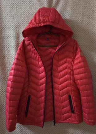 Жіночий пуховик charles voegele