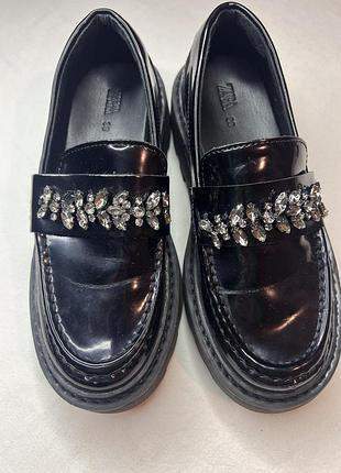 Лоферы zara