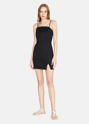 Бархатное маленькое черное платье с разрезом на ноге h&m s