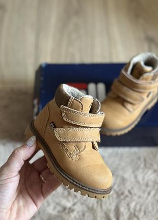 Стильные осенние, демисезонные ботинки fila для мальчика 21 размер
