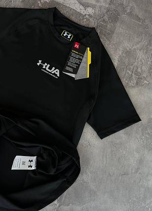 Футболка under armour