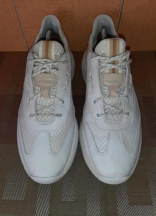 Кросівки geox