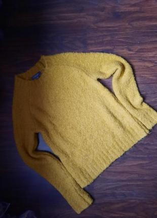 Стильний буклированный светр кольору гірчиці primark