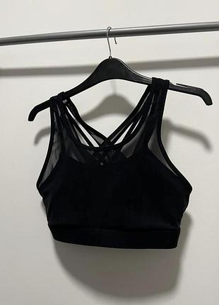 Спортивний топ