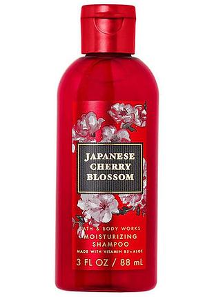Шампунь для волос bath & body works japanese cherry blossom travel shampoo