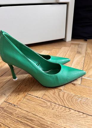 Туфлі лодочки zara