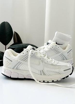 Кроссовки nike zoom vomero 5 white