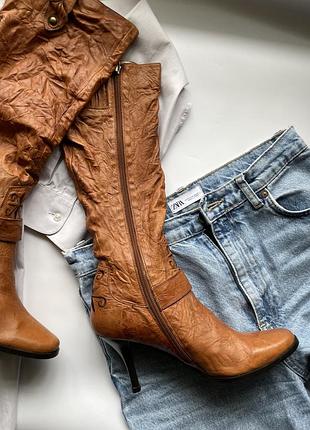 Сапожки кожа 38 39 ботинки ботинки демисезонные черные легкие весна вышивка