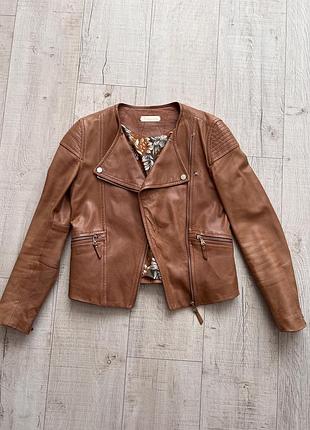 Кожаная косуха massimo dutti