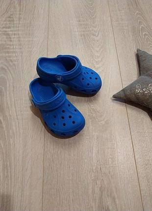 Crocs