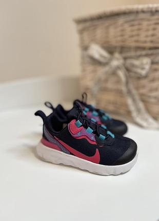 Nike кросівки