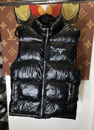 Жилетка prada
