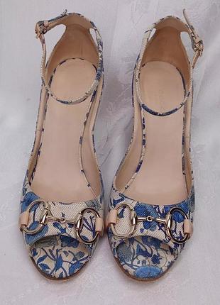 Босоножки gucci 37.5