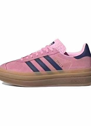 Жіночі кеди кросівки чорні на високій підошві adidas gazelle