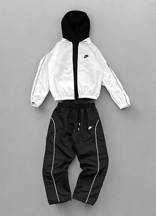 Вінтажний спортивний костюм з плащівки nike