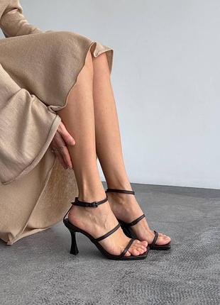 Sale premium! женские кожаные черные босоножки на шпильке летние натуральная кожа лето