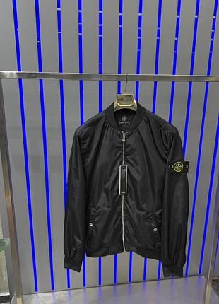 Крутая куртка в наличии (очень качественная модель)
stone island