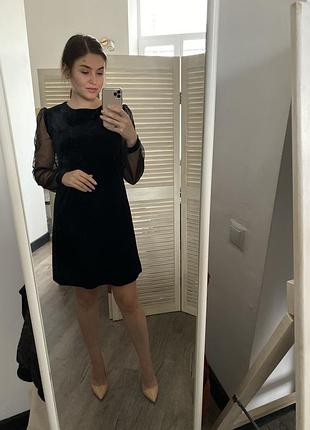 Плаття чорного кольору