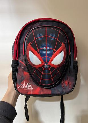 Портфель для дошкільнят спайдермен.