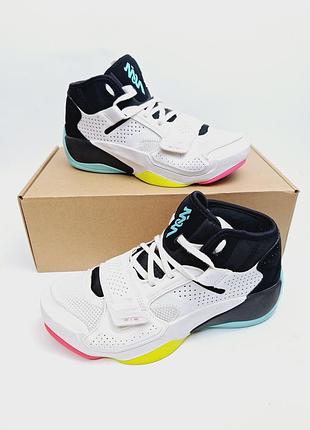 Кроссовки nike jordan