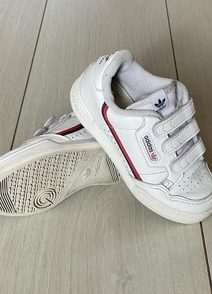 Детские кроссовки adidas continental, 26 гг. 15,5 см.