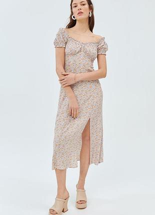 Нежное платье в цветочный принт h&m