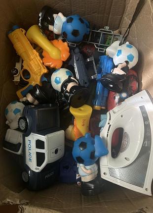 Игрушки