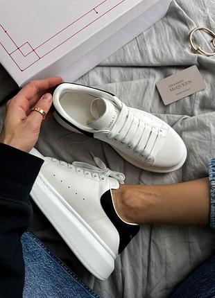 Кеди alexander mcqueen ivory black\white