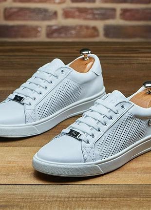 Кеди чоловічі білого кольору натураная шкіра, літні базові кеди перфорація наскрізна м-84 plein
