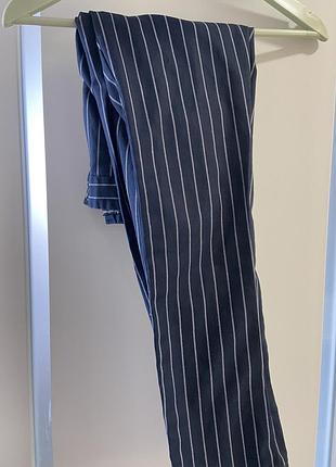 Брюки stradivarius размер 34 подходит для девочки 10-11 лет, если возвышенность