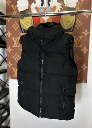 Брендова жилетка