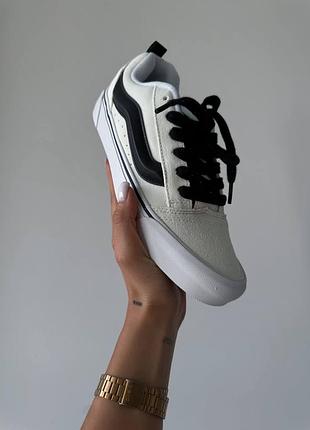 Женские кроссовки vans knu school white, белые с черной полоской