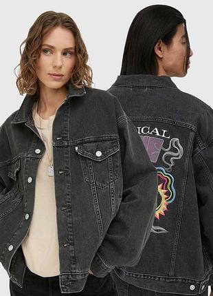 Джинсова куртка унісекс levi's premium trucker jacket / м
