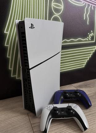 Playstation 5  + оригінальні геймпади dualsense