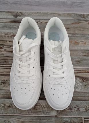 Белые кроссовки beach mountain re court унисекс