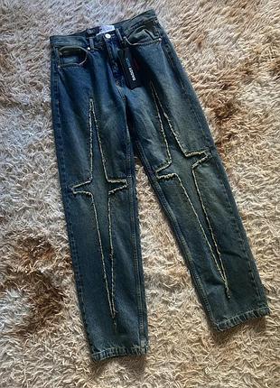 Джинси                .