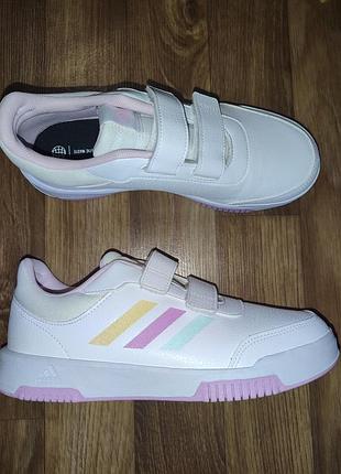 Женские кроссовки adidas р.39