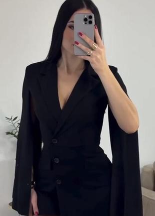 Комбінезон жіночий трендовий з шортами короткими приталений піджак  голубий білий чорний