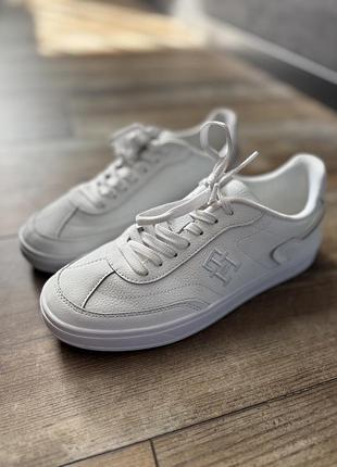 Кеди tommy