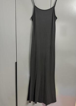 Черное платье