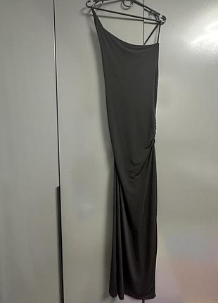 Черное платье