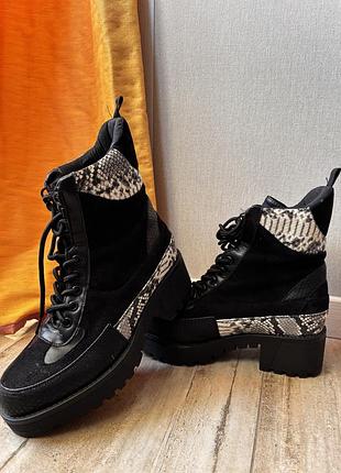 Ботинки новые vagabond zara