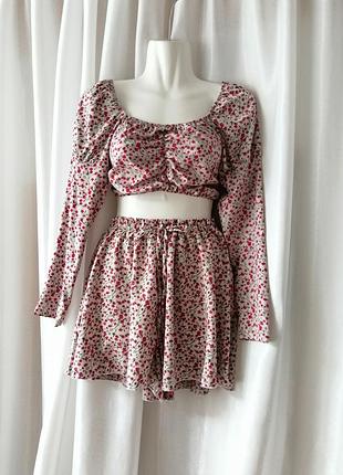 Літній костюм