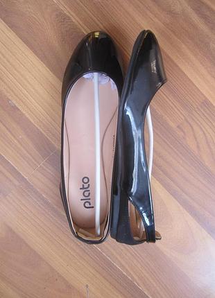 Розпродаж!балетки лакові plato -38 р