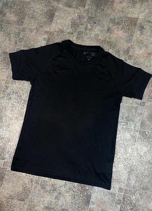 Футболка жіноча nike dri-fit