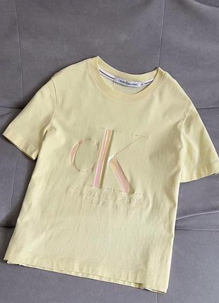 Футболка calvin klein
