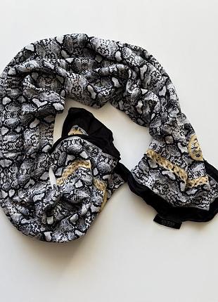 Платок, хустка guess versace hermes