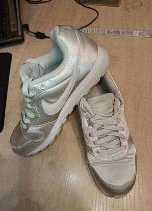 Кросівки nike, 38 розмір, оригінал!