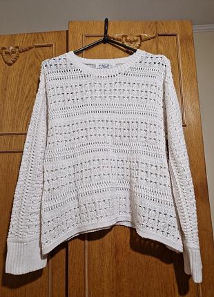 Кофта плетена