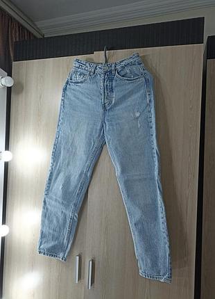 Джинси мом
